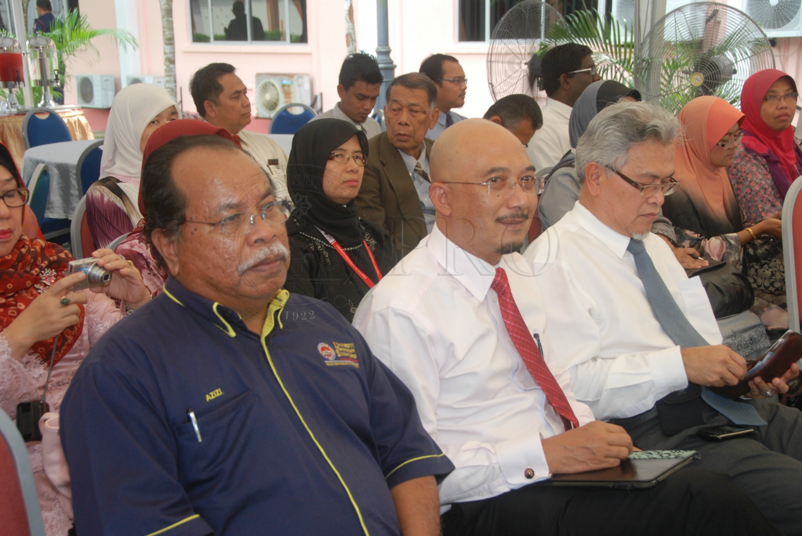 PRO 12 136 food DSC 9185